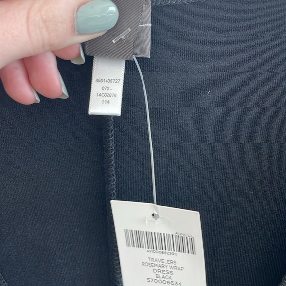 NWT Chico’s Women’s Black Traveler’s Classic Rosemary Wrap Dress - Size 1 - US 8 - Picture 6 of 6